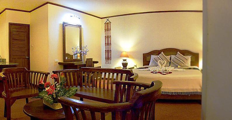 Phuphaya Resort Pattaya Værelse billede