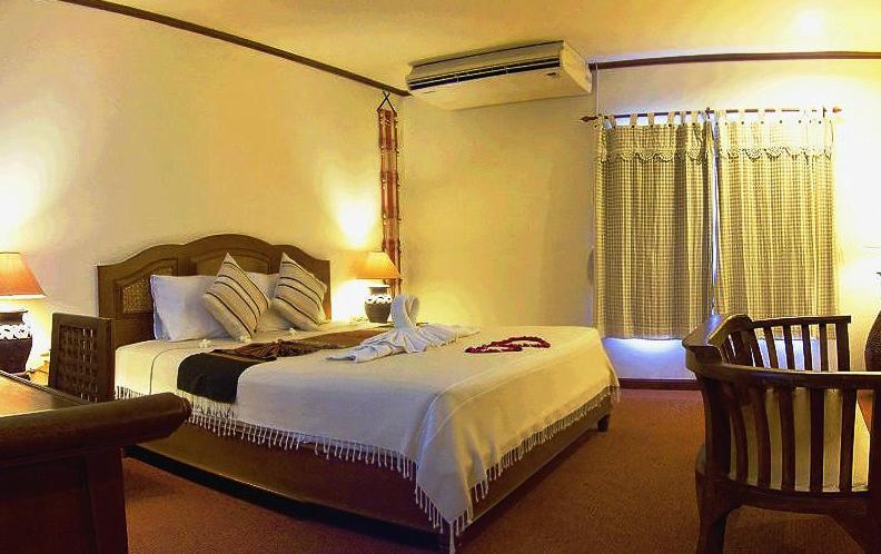 Phuphaya Resort Pattaya Værelse billede