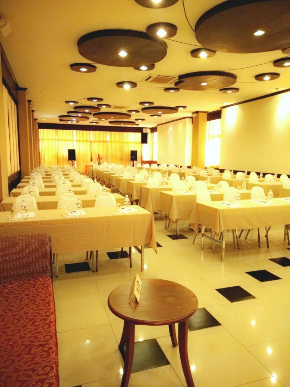 Phuphaya Resort Pattaya Eksteriør billede